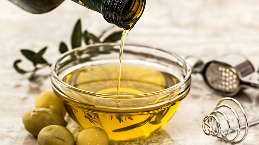 Determination of Fat Content in Olive Oil Based on NIR Spectroscopy Instrument